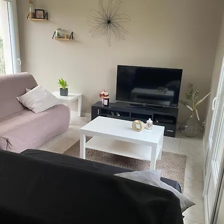 بيت للعطل Maison Proche De L'aeroport Et Nantes *