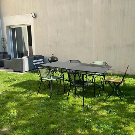Maison Proche De L'aeroport Et Nantes Holiday home