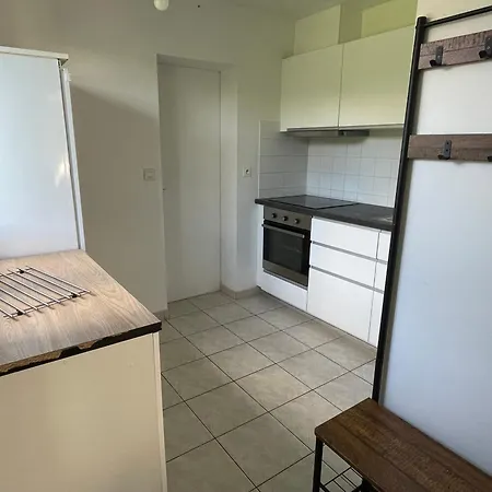 Holiday home Maison Proche De L'aeroport Et Nantes *