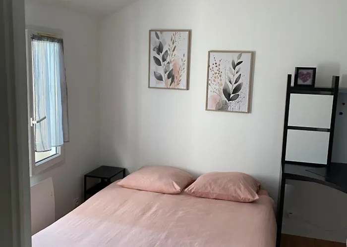 Maison Proche De L'aéroport Et Nantes Casa vacanze *