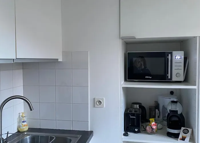 Maison Proche De L'aéroport Et Nantes Casa vacanze *